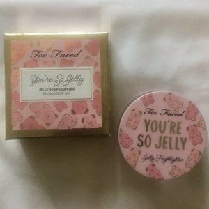 Too Faced You’re So Jelly Highlighter Rose Pink